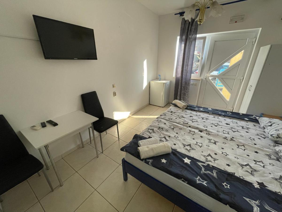 Apartmani Noelle Novi Vinodolski Ngoại thất bức ảnh