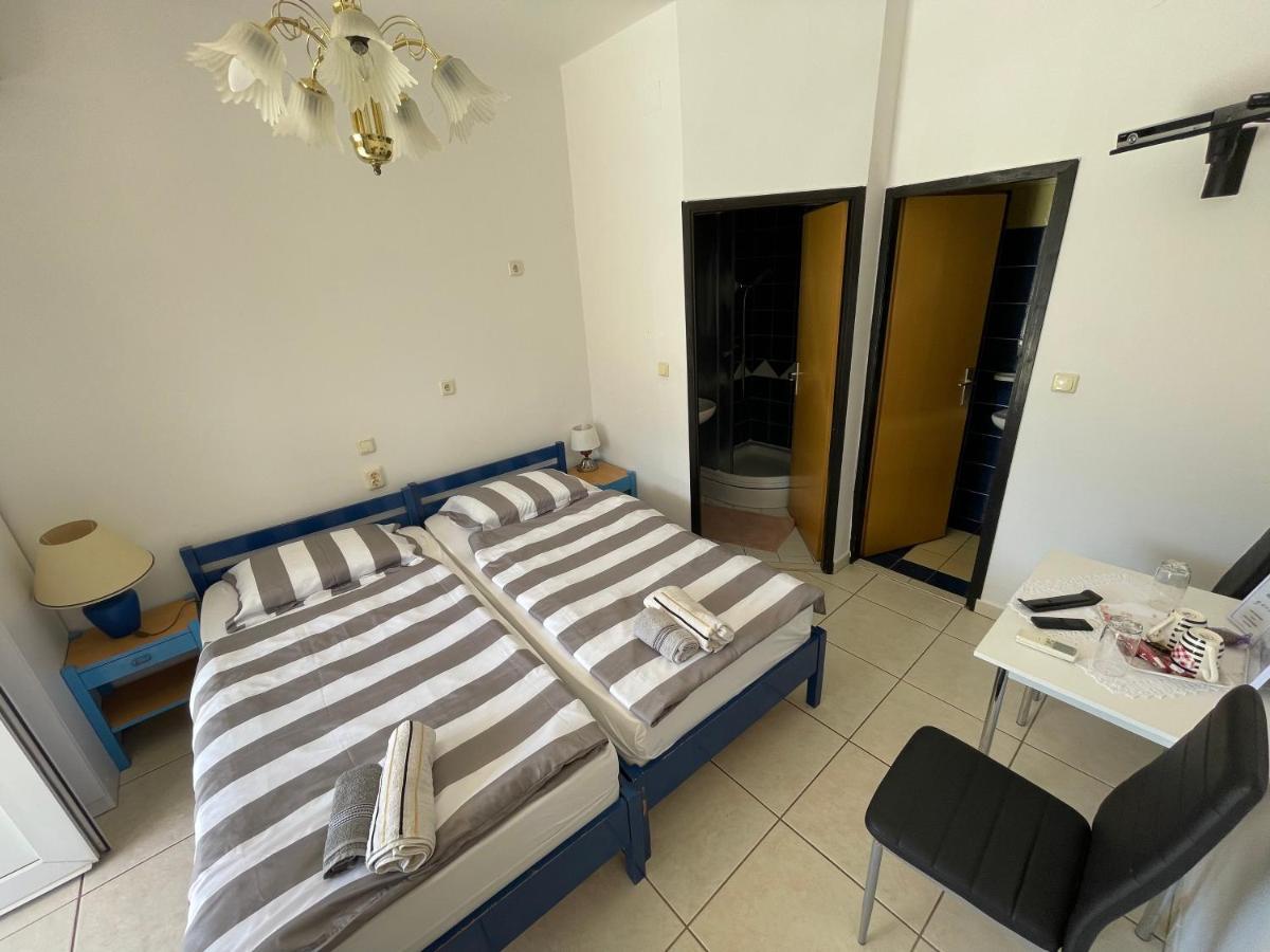 Apartmani Noelle Novi Vinodolski Ngoại thất bức ảnh