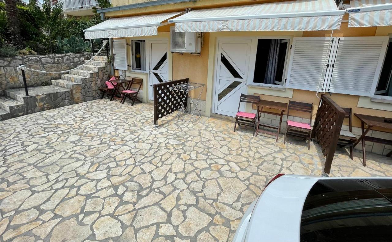 Apartmani Noelle Novi Vinodolski Ngoại thất bức ảnh
