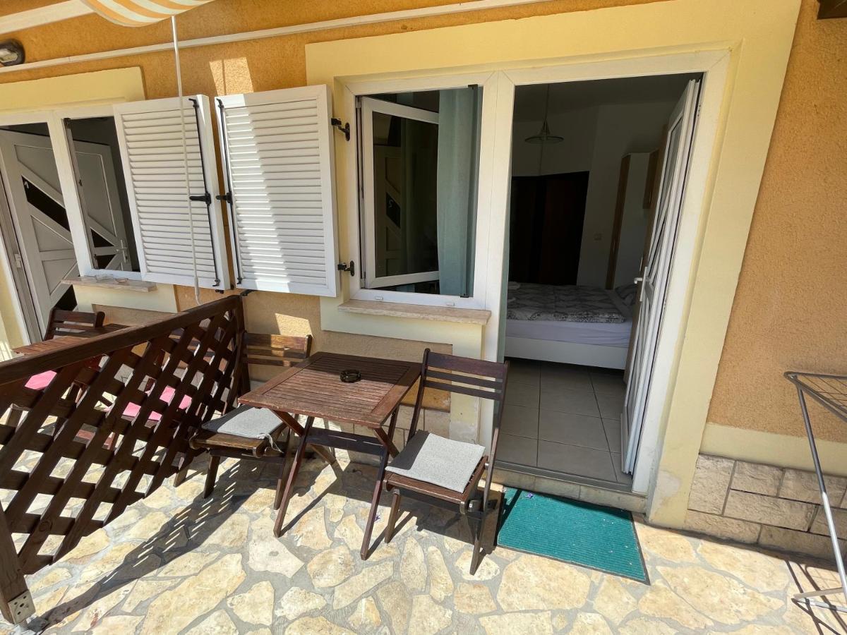 Apartmani Noelle Novi Vinodolski Ngoại thất bức ảnh