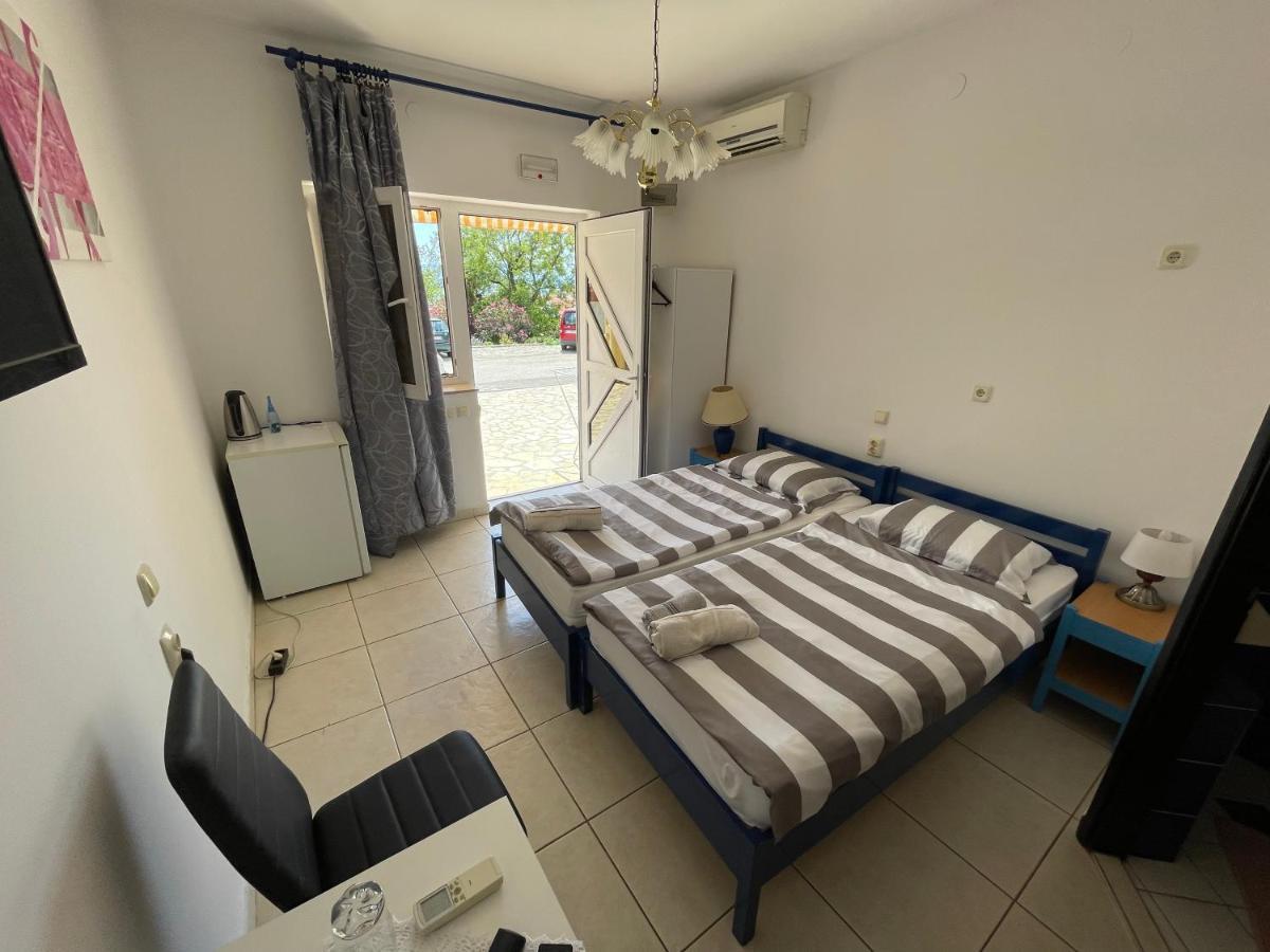 Apartmani Noelle Novi Vinodolski Ngoại thất bức ảnh