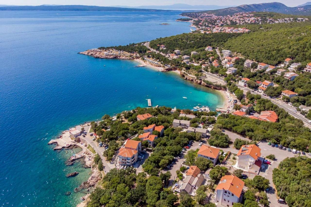 Apartmani Noelle Novi Vinodolski Ngoại thất bức ảnh